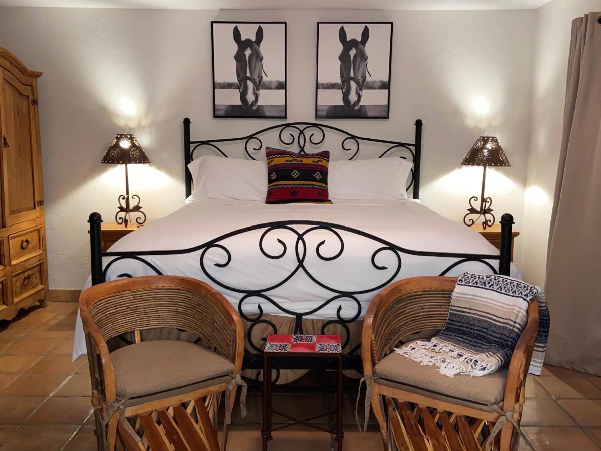 Full Circle Ranch B&B Inn 케이브 크릭 외부 사진